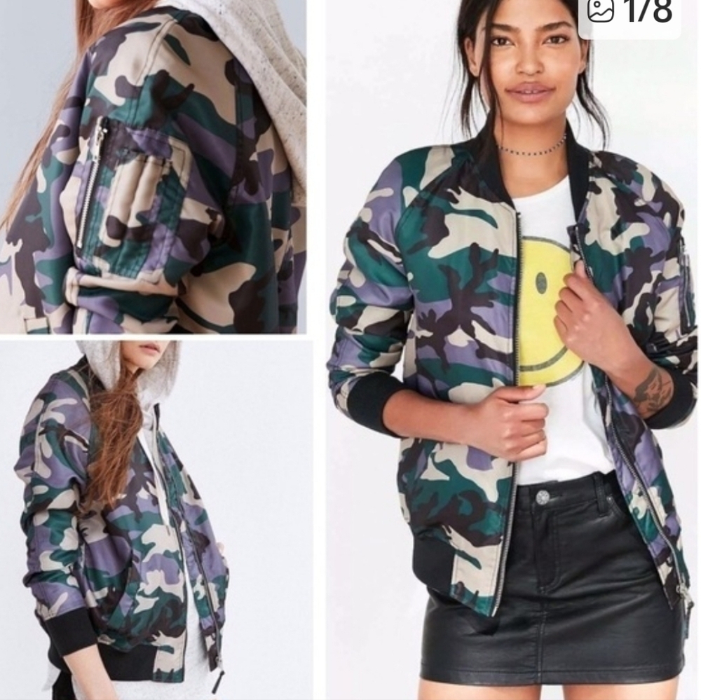 Silence + Noise Urban Outfitters Camo Bomber Jacket Oversize Zip Up Lined M Y2K